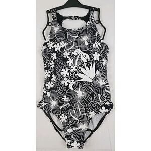 Aquabelle ~Woman Size 16~ White/Black One Piece Swimsuit NWT.